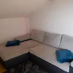 Voegel شقة